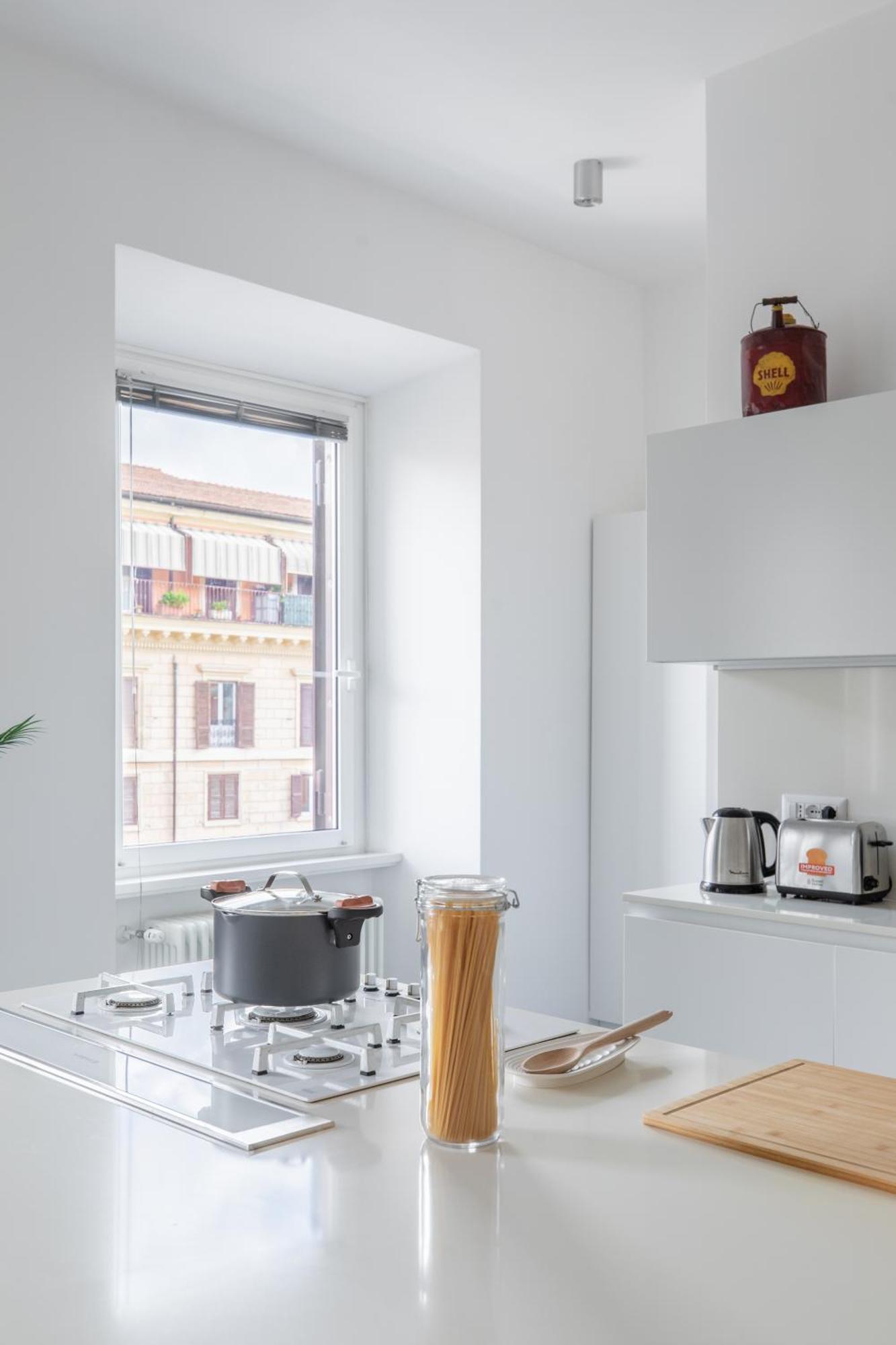 Appartamento Trastevere Modern 4br 4baths, Wifi, Ac, Custom Kitchen, Living