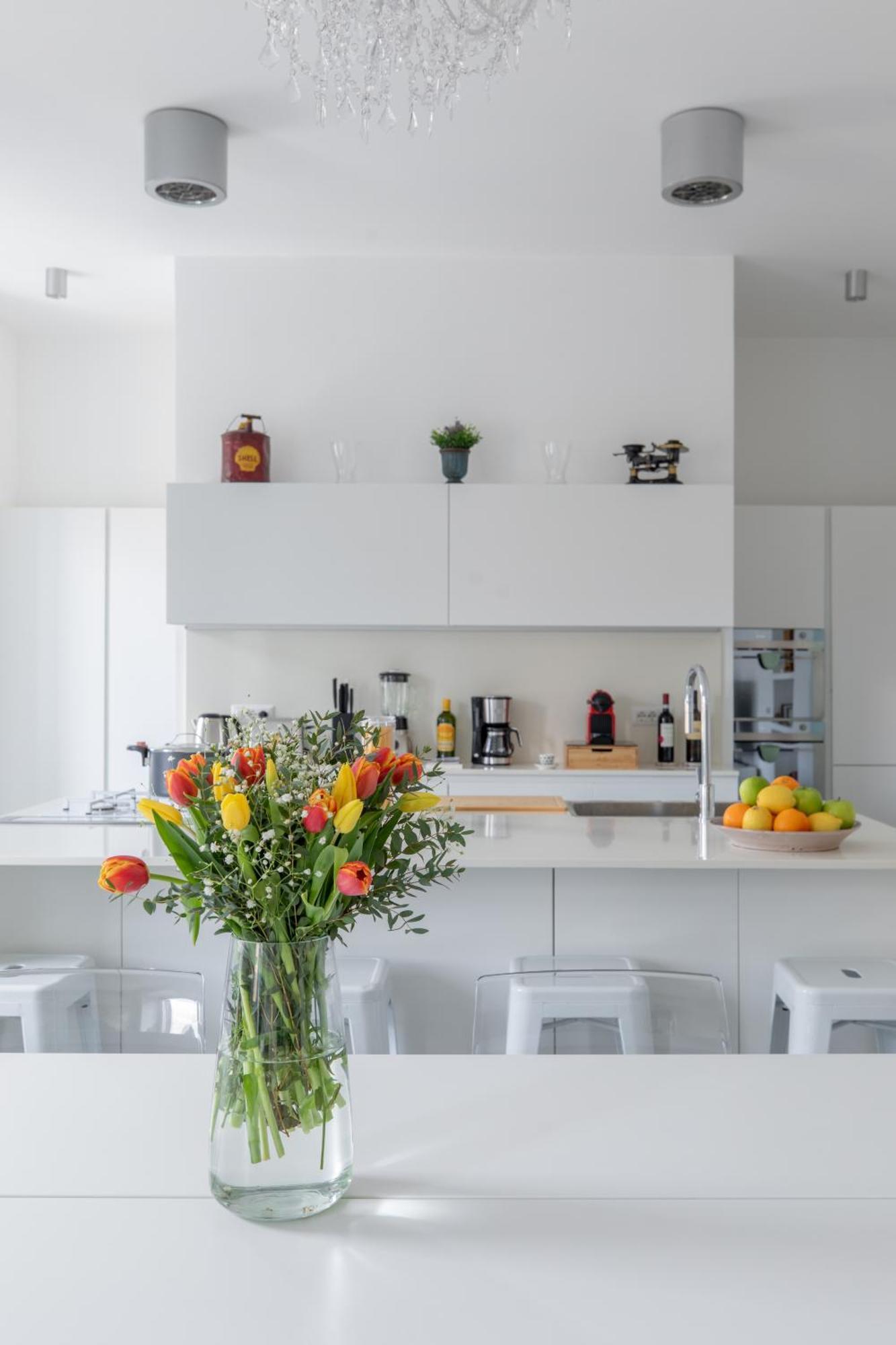 Trastevere Modern 4br 4baths, Wifi, Ac, Custom Kitchen, Living Appartamento *